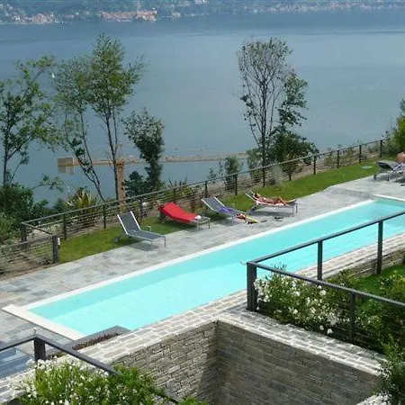 Sleeps 6 Pool Menaggio